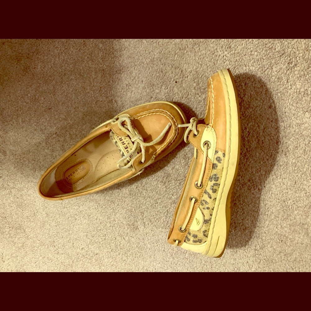 Sperry cheetah boat shoes